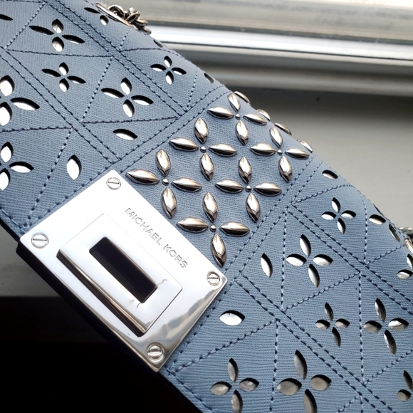 NEW • Michael Kors Tina Pale Blue💎 Chain Stud Perforated Floral Shoulder Bag - Picture 7 of 10